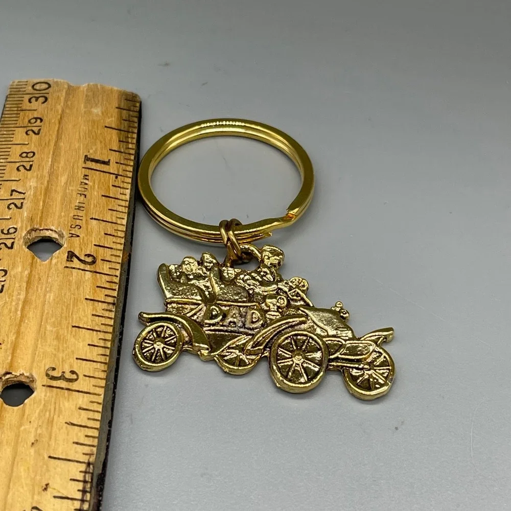 Vintage Gold Tone Dad Antique Car Keychain Retro Horseless Carriage Key Ring
